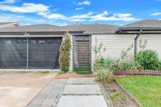 Spacious 4BR Family Home, 20 Min to Disneyland, Free Parking - 6