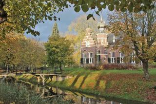 Cozy stay in the Frisian nature and estate - 0