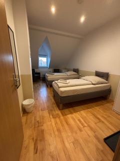 Doppelzimmer-Bad-Kühlschrank TV-18 - 4