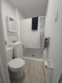 2 Bedroom Queen Beds Apartment - 4