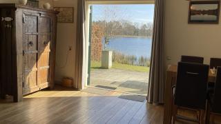 Luxe villa aan het meer - 0