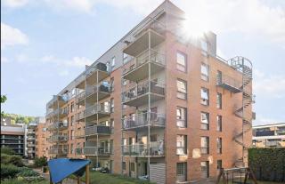 Modern 3-room balcony apartment - 0