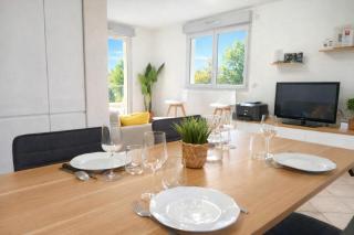 T2 de 56m2 - Genève à 5 min- Parking Privé Gratuit - 1