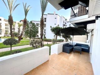 Exceptional view of marina - 9