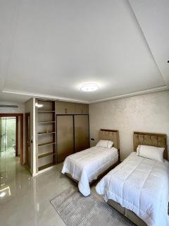 Exceptional view of marina - 3