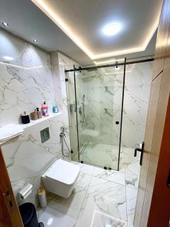 Exceptional view of marina - 1