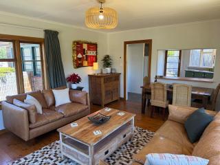 Riverside Retreat - 0