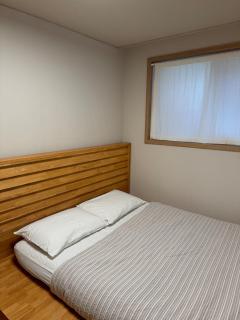 5min to Seoul Station Newly Renovated Modern 2BR Airport Rail Family & Groups - 8