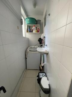 Quarto e sala amplo na melhor rua da Barra - 2