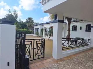 Celebrity Hacienda - 9