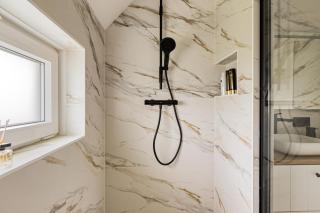 Boelenslaan - Entire House with modern bathtop - 8