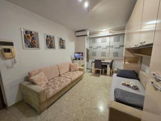 City Center Piazza Studio - 0