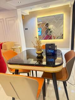 Metro Gem 2 Bedroom APT - Wuse 2 with Netflix, 247 Power & High Speed WIFI - 3