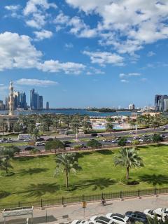 King-size bed ocean view big room - 0