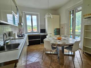 Amplia Casa para 7 con Naturaleza, Descanso y Terraza - 1