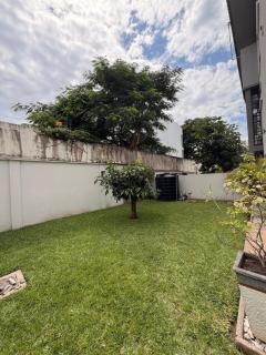 4BR Town House Cantonments, Pool, Private Garden - 7