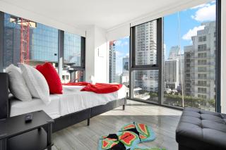 Ocean View Condo Near Cruise Port, Bayfront, Arena plus Free Parking - 0