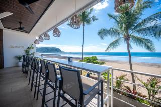 Ozeano Hotel & Surf Bar - 6