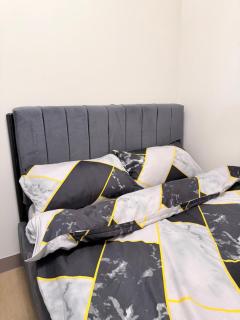 2 BR Modern Apartment Near the Airport - 2