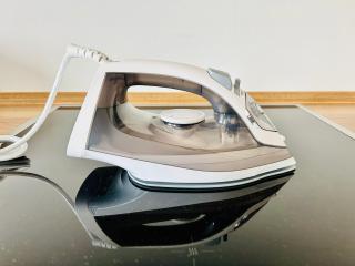 Modern Apartment with Balcony & Free Parking - 1