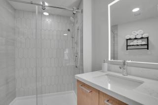 3 Bedroom with Heated Outdoor Pool and Hottub! - 3