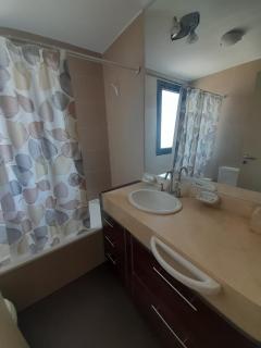 Departamento luminoso a 4 cuadras del centro - 1