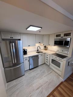 Comfy 2 Bed 2 Bath Condo on the slopes with night skiing - 8