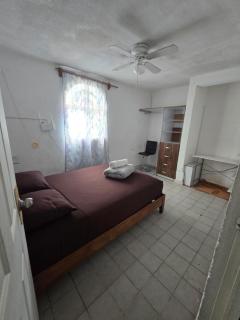 Departamento 4 céntrico cerca de Zona Industrial - 6