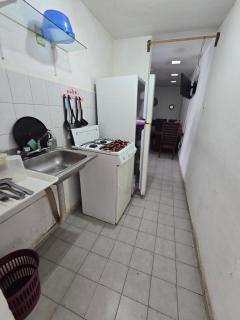 Departamento 4 céntrico cerca de Zona Industrial - 3