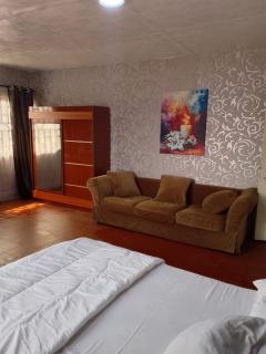 casamia executive - 8