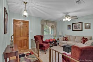 Comfy 3 Bedroom Retreat - 6