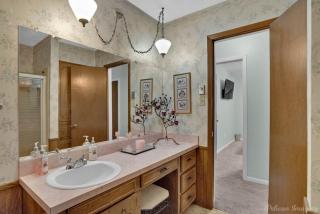 Comfy 3 Bedroom Retreat - 5