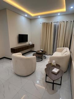 Hotel-Style 2-Bedroom Apartment in Bahria Town Phase 8 - 5