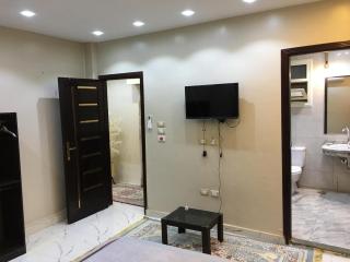 شقة مفروش بشارع النادي - 0