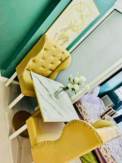 The Jade and Gilt Azure Staycation - 8