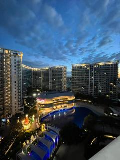 The Jade and Gilt Azure Staycation - 7