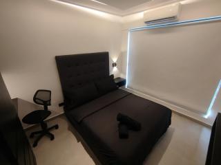 Private Deluxe Penthouse 15th Floor View of Cali - 8