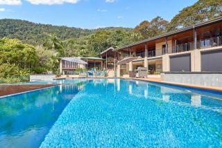 Barong Luxury Estate overlooking Cairns Unrivalled privacy and location - Cairns - 7