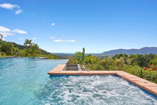 Barong Luxury Estate overlooking Cairns Unrivalled privacy and location - 0