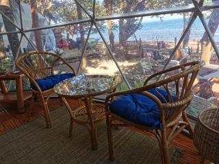 Beachfront Glamping Dome Dauin Bamboo Style - 8