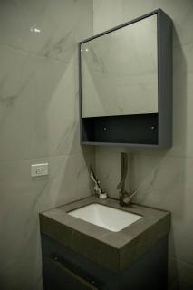 Hillzone View - Kingston - 9