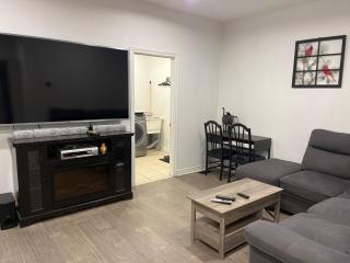 Places to stay bbq ac heat parking wiffi - 0