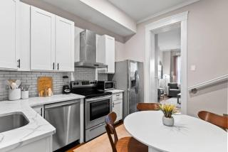 The Bricklight | Elevated 3BR + Parking in Soulard - 7