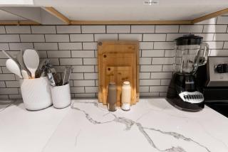 The Bricklight | Elevated 3BR + Parking in Soulard - 5