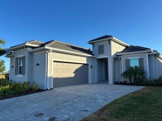 Stay in Golf community -Wellen Park Venice - 2