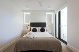 Radiant 2BR Top-Level Unit with Wi-Fi near Bondi Beach - Sydney - 5