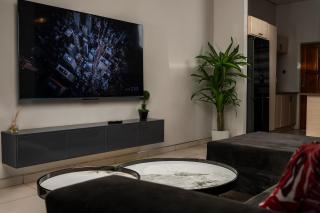 Home Very Close To CBD - 5