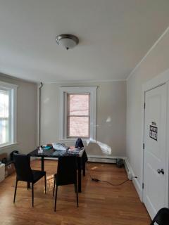 Shared Salem Apt for staying in a bed - 4