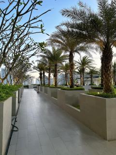 City View Apartment with Balcony& Pool, District 7 - 9