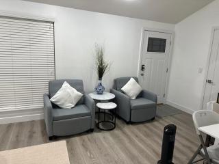 Renton's Quiet Corner - 1